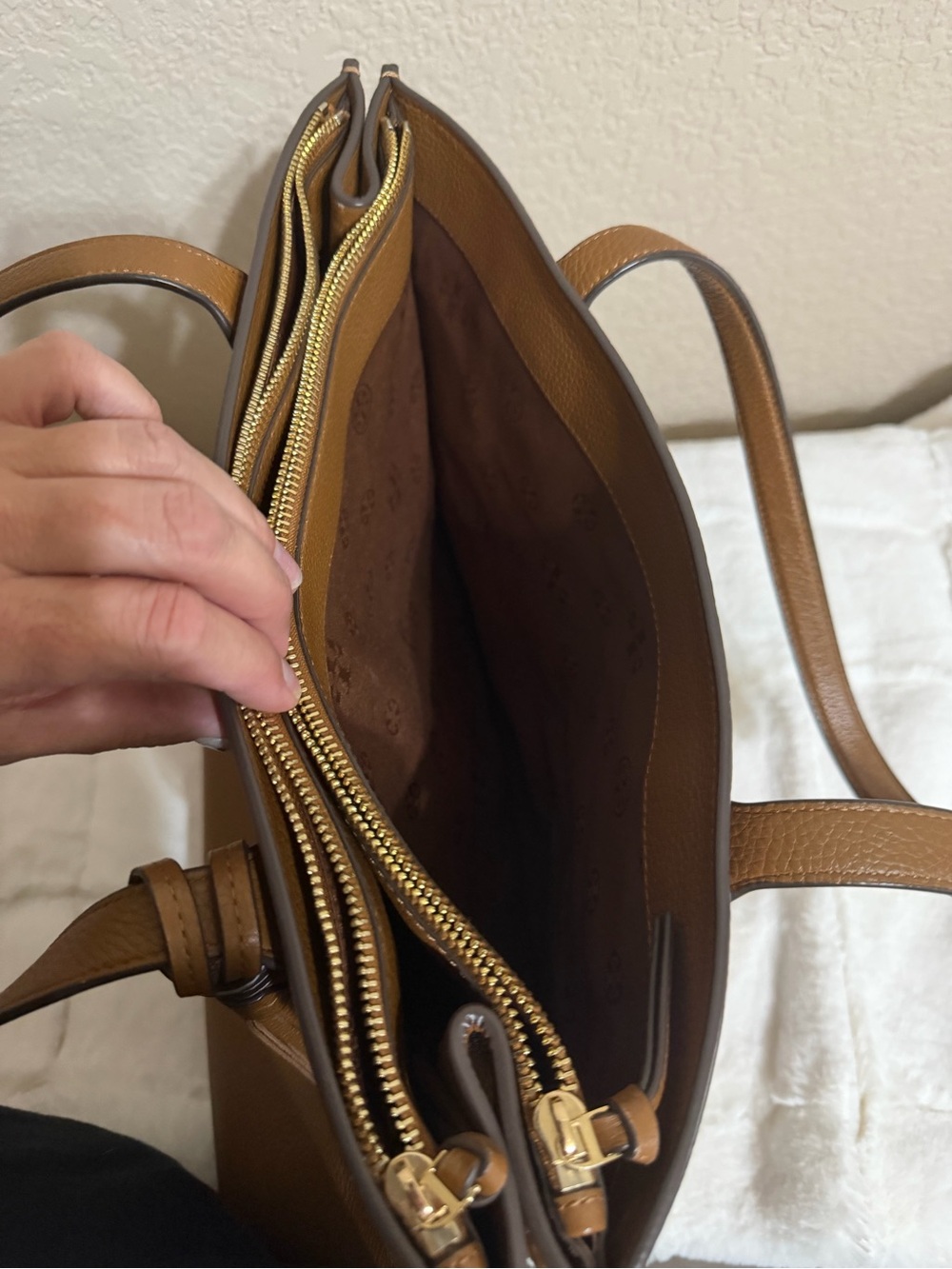 Tory Burch Thea Pebbled Leather Tote with Tassel in Moose Brown - Picture 14 of 15